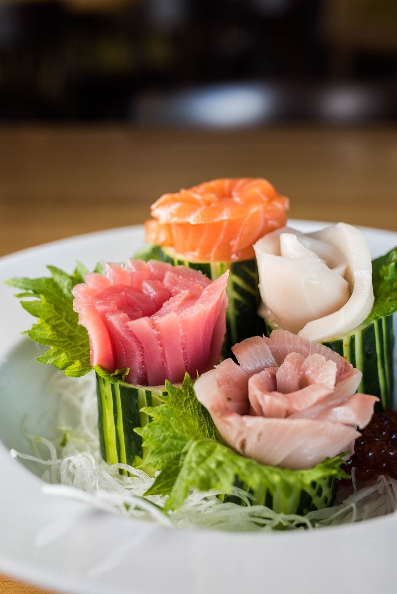 Thainamite's tweet photo. Don't eat gluten? No problem! Try our awesome gluten-free dishes! https://t.co/zPhBgDl6o0 https://t.co/mCGlO67Tab