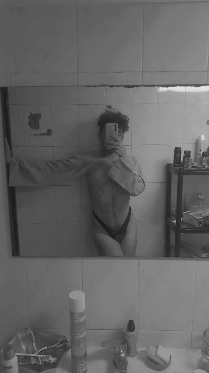 chiquitomadeir's tweet photo. Oii🫰 https://t.co/zAwaOZzflP