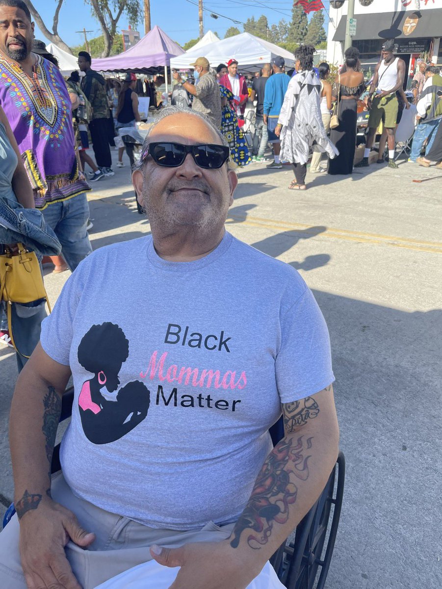 goRubenRuben's tweet photo. Oralé Women’s reproductive rights Hoy! Si Se Puede
#BlackMammasMatter #VoteBlue #RoeVsWade #BLM #MamaBe https://t.co/mSTpyqK6lx