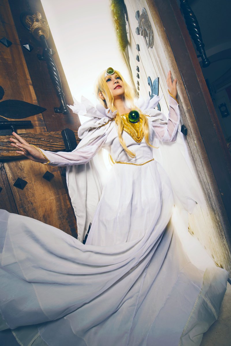 rubyredcanary's tweet photo. See you on Anime and Cosplay Expo 2023 [ACX] Day 2! I was blessed to judge a cosplay karaoke contest~

Lookin' forward to the awesome performances!

#MKR #magicknightrayearth #rubyredcanary #NARU https://t.co/aiGbD3sgrF