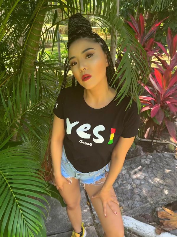 CYEvolution's tweet image. No trip to Jamaica is complete without the Yes I graphic tee.

Available worldwide at cooyah.com

#Cooyah #PremiumBrand #Yesi #Reggae #Dancehall #Japan #Jamaica #irie