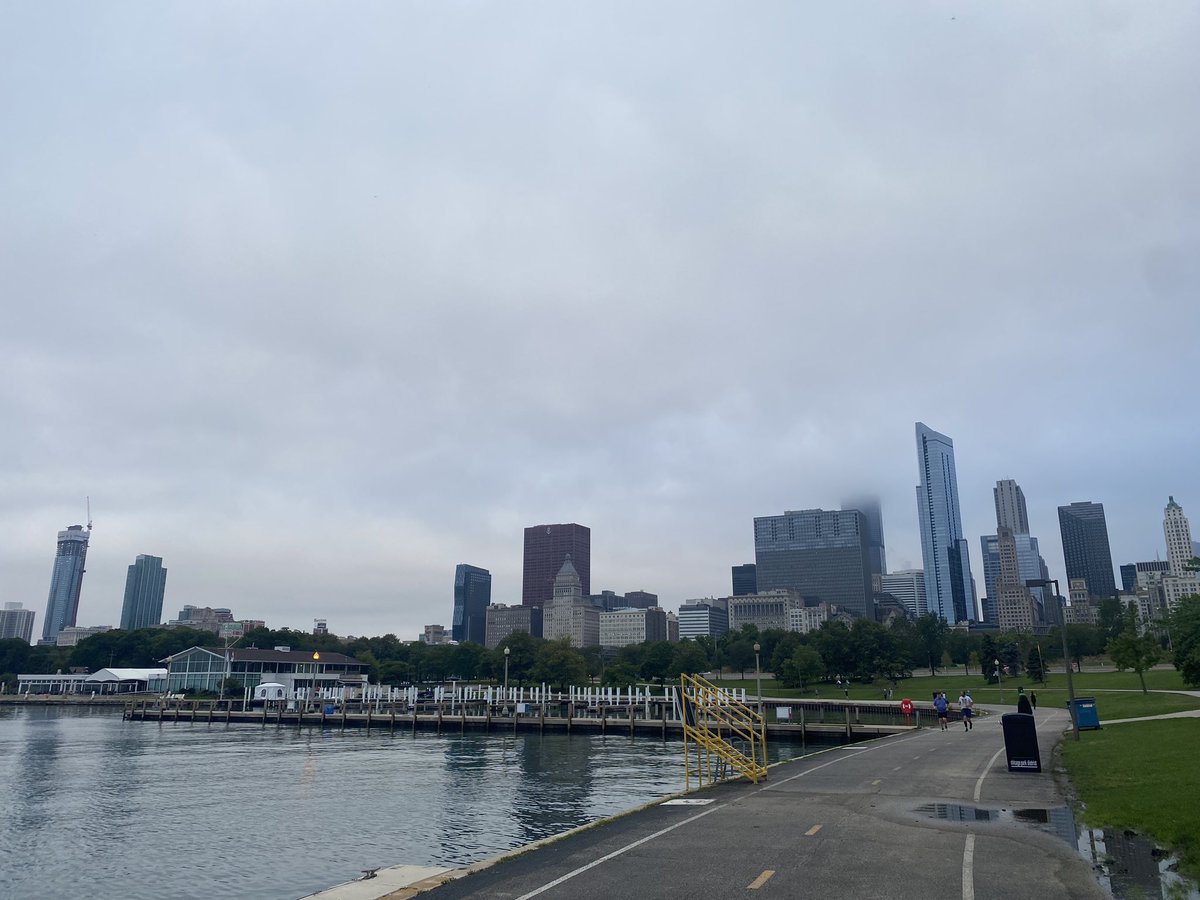 ChipCring0's tweet photo. A short pre-conference run before heading over to @NUFeinbergMed for Progress in Clinical Motor Control! 

Great views and perfect morning for a few miles 🏃‍♂️💨

Looking forwards to seeing everyone over the next few days! https://t.co/j5W8XI4Ba2