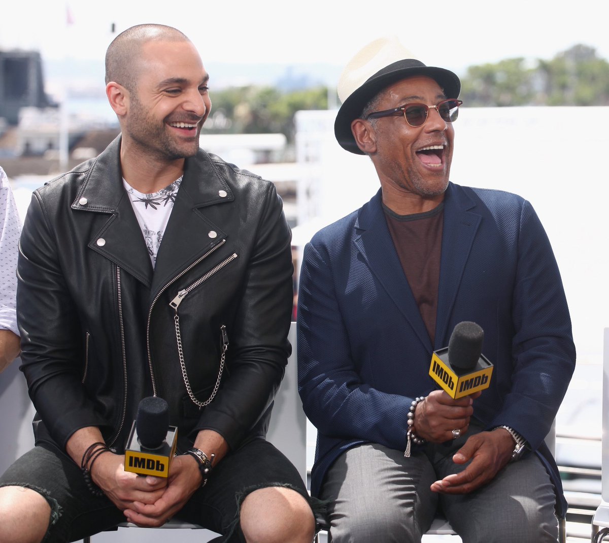 quiethandfilms's tweet image. Happy birthday to my brother, @MandoMichael! I cherish our time spent on #BetterCallSaul and the wonderful friendship we have forged 🙏🏽