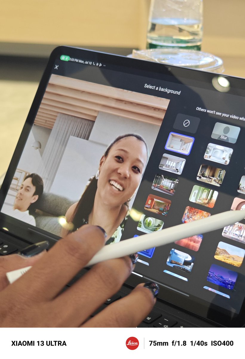 Rozmond1's tweet image. Working on something ~#BTS.

@CeliaKayo caption the first photo😎

#XiaomiPad6  #BuiltForWork #DesignedForEase