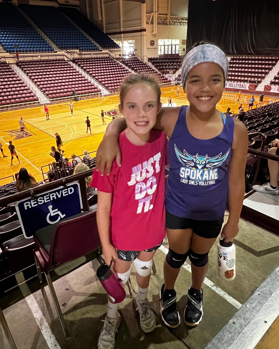 VB_CoachLake's tweet photo. @MSULadyBears Camp 2023 🏐🐻🖤 https://t.co/eDdEWDOEXJ