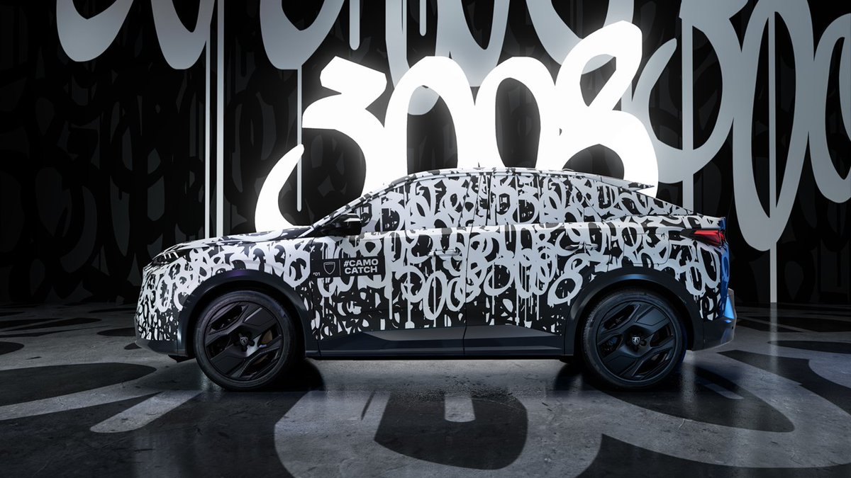 StellantisMX's tweet photo. #CAMOCATCH CHALLENGE: Este verano, @PeugeotMex desafía a todos a fotografiar el Peugeot 3008 camuflado y subir la imagen en su red social (FB e Ig) e incluir las menciones #CAMOCATCH y @PEUGEOT. La marca realizará un sorteo de premios entre los participantes https://t.co/w6K8LXj3kQ