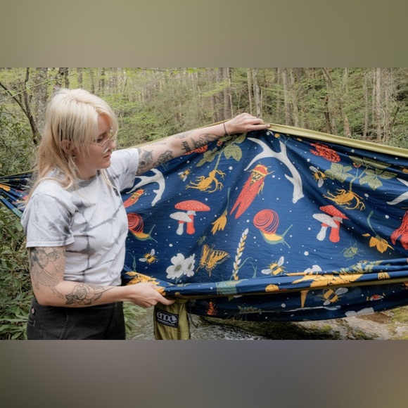 So good I had to share! Check out all the items I'm loving on <a href="/Poshmarkapp/">Poshmark</a> #poshmark #fashion #style #shopmycloset #torrid #joylab #eno: posh.mk/dMfxtwcepBb
