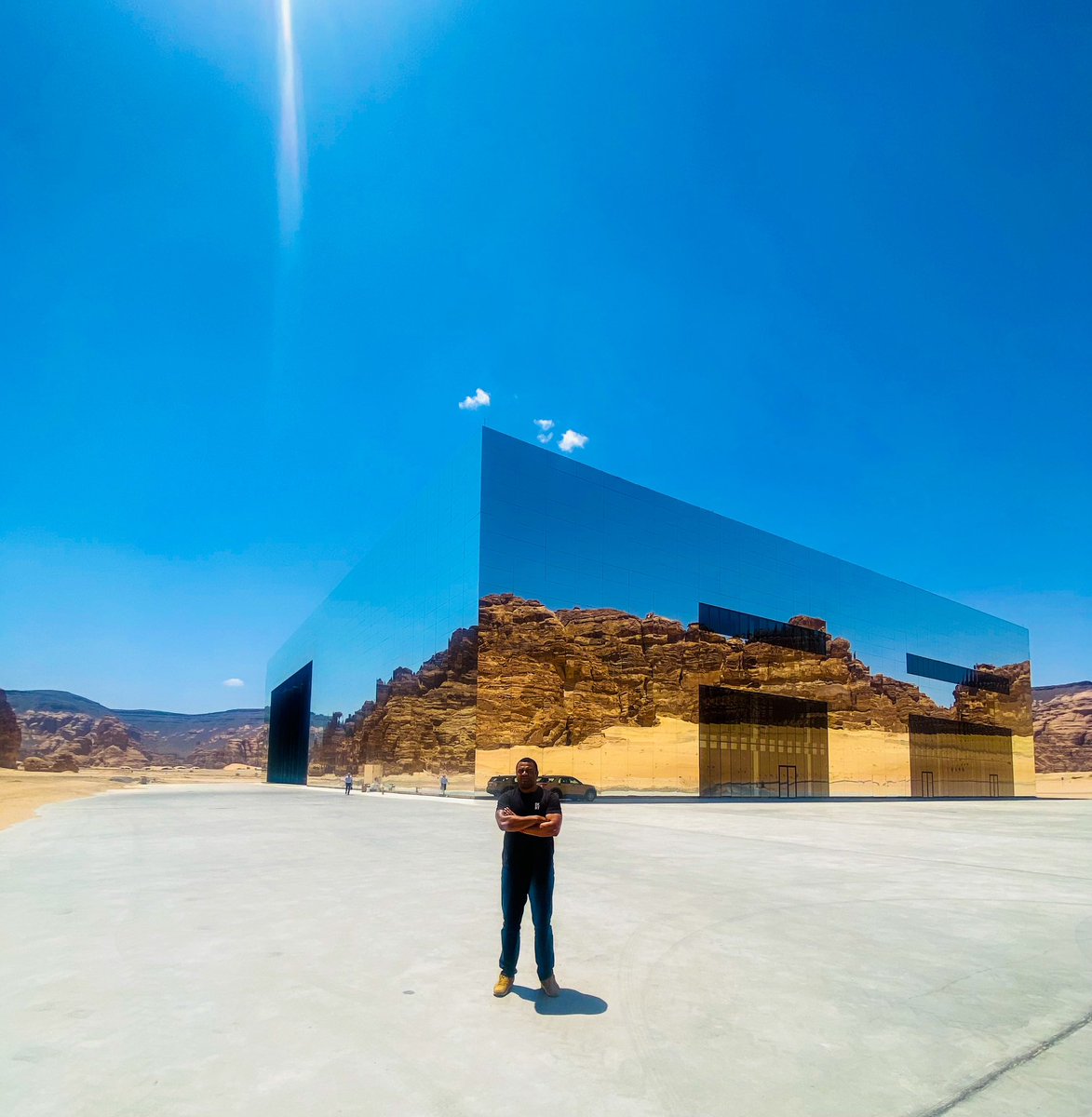 Form follows function is a principle of design that states that the shape of a building or object should primarily relate to its intended function or purpose.  Maraya is a stunning piece of art set in the desert canyon of Ashar Valley.#saudivision2030🇸🇦