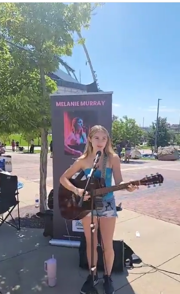 So excited to be playing for these incredible Swifities in the merch line.  I'll be here today and tomorrow!  DM me for more info and press kit.    <a href="/oscarcontrarius/">Óscar A. Contreras</a> <a href="/denverpost/">The Denver Post</a> <a href="/9NEWS/">9NEWS Denver</a> <a href="/KDVR/">FOX31 Denver KDVR</a> <a href="/DenverGazette/">The Denver Gazette</a>