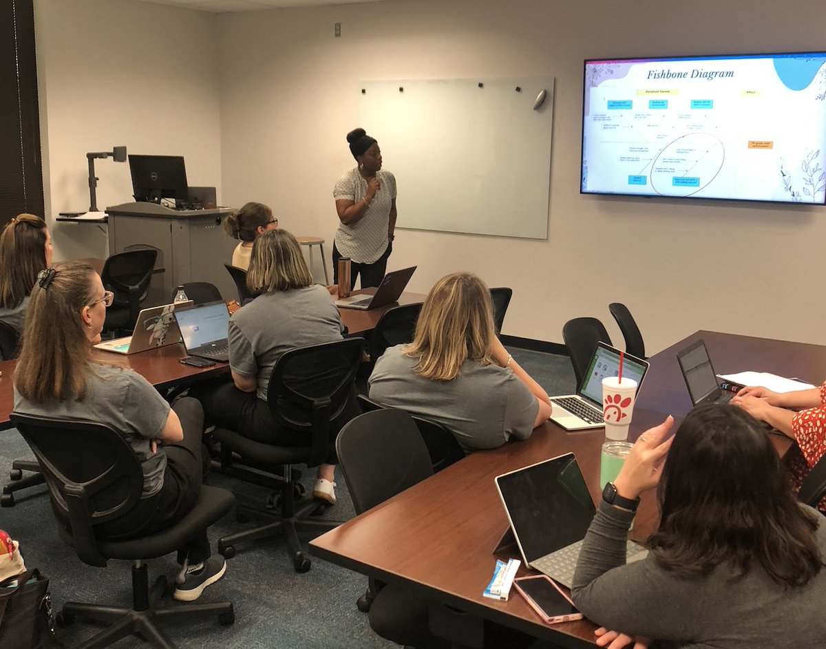 UT Tyler's EdD in School Improvement students discussing their research. #edd #schoolimprovement