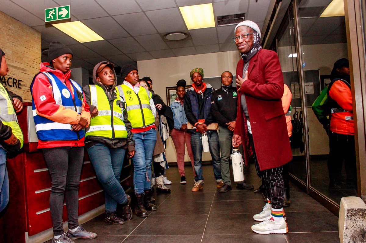 WeUpRisingMove's tweet photo. #Throwback to an unforgettable #FirstThursdayNightWalk in Jabavu Soweto last week this time! We empowered @rebels_native restaurant and soaked in the inspiring history shared by Mr. Seth Mazibuko at the 1976 June 16 Memorial Arch. Join us every 1st Thursday of the month in Soweto https://t.co/ZzjH4fmoyG