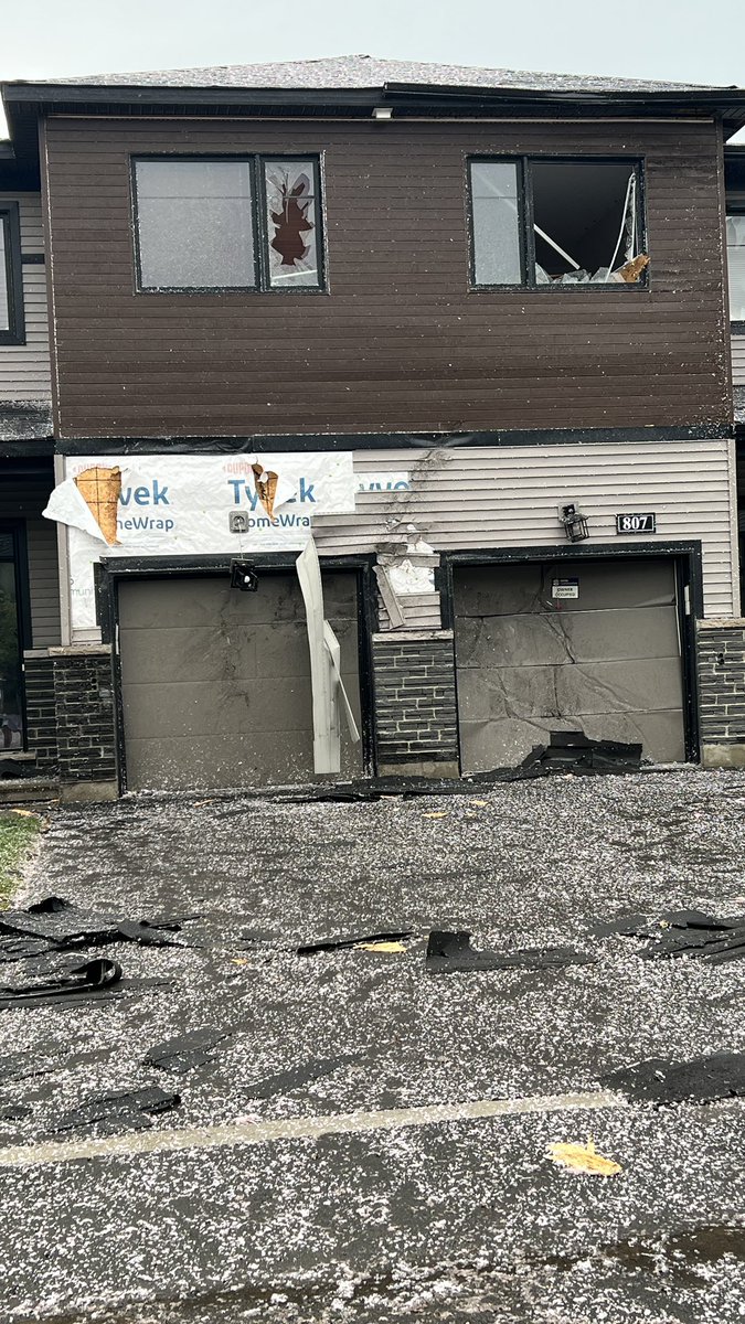 EnjoyTheTom's tweet image. Ground zero of the #tornado #ONStorm