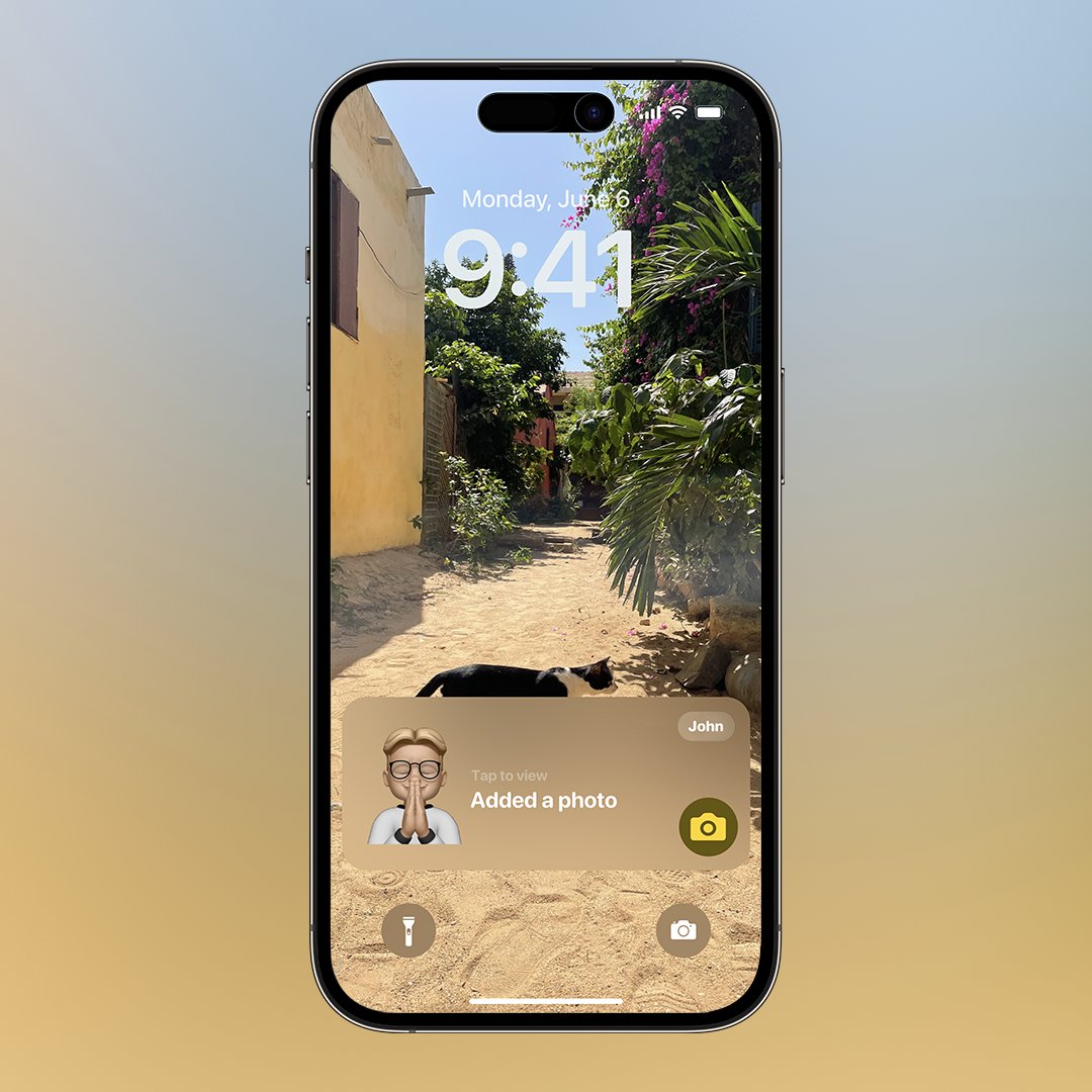 AppStore's tweet photo. Vibe check... How are you doing? 

Share your mood with the Vibes Widget, an app that lets you connect with friends via a Memoji, song choice, or status update—and it’ll appear right on your friends’ Home Screens.

📲: https://t.co/mDASaWHFg9 https://t.co/4eAycKUw9C