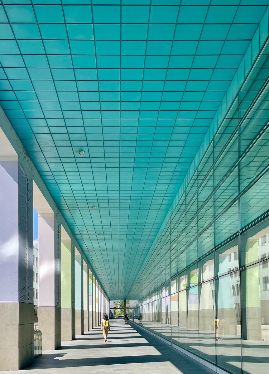 aramataTM's tweet image. Summer on campus #epflcampus #summeroncampus #summervibes