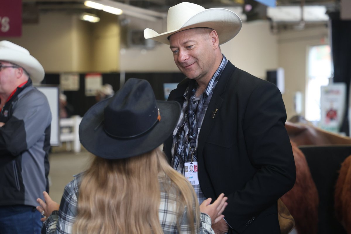 UCPCaucus's tweet photo. United Conservatives MLAs are dedicated to growing and expanding veterinary medicine in Alberta, and were honoured to tour the @ucalgaryvetmed facility on the #CalgaryStampede grounds.

#ableg #abpoli #yyc #yycdt #stampede https://t.co/Hf3rQfaWNg