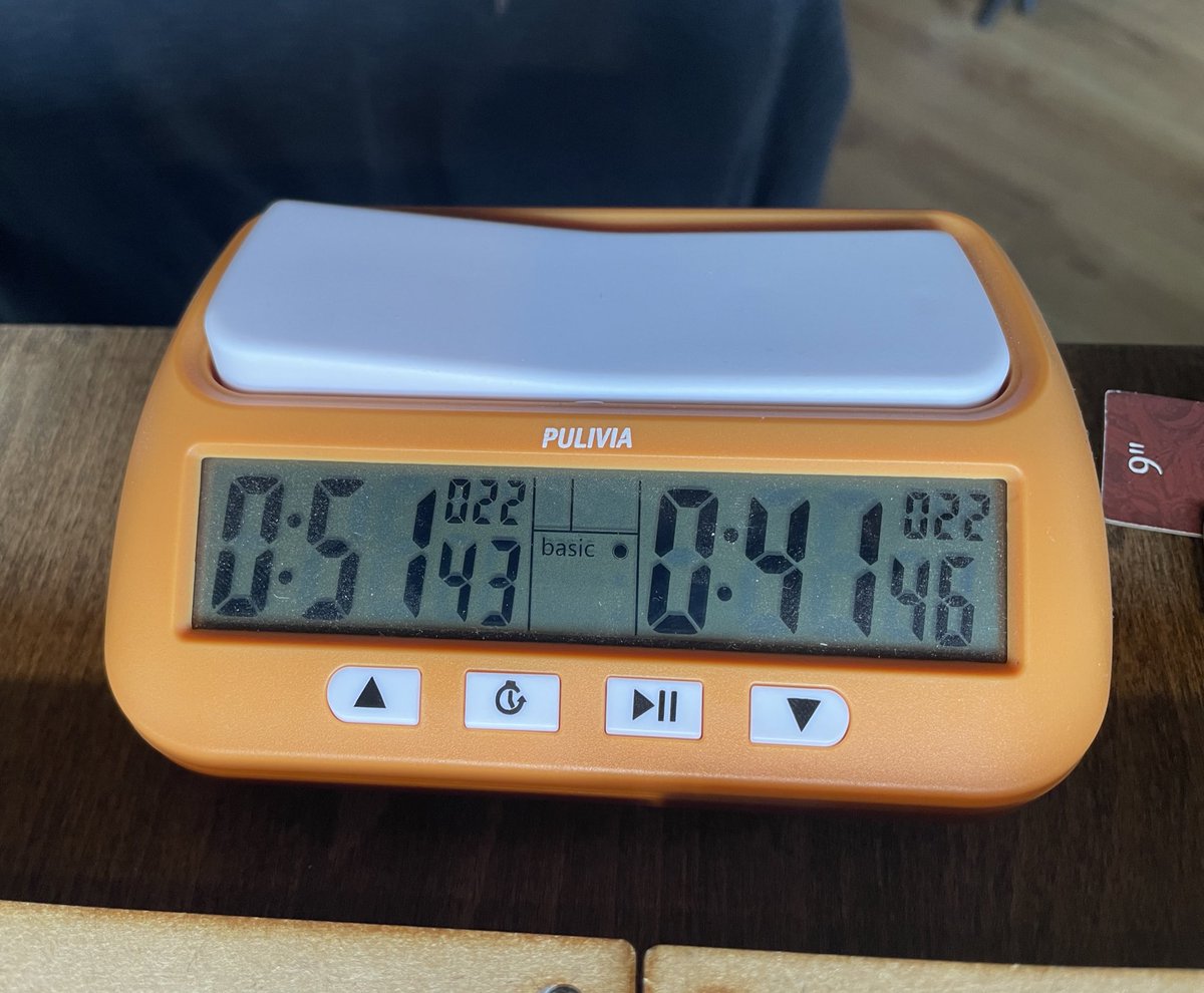 HadrielCaine's tweet image. Classic and destruction game end times remaining 😂