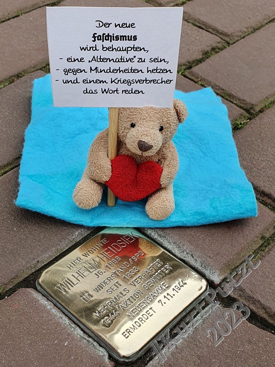 EickeTarkus's tweet photo. @Tiberiusraphael @Wahlen_DE Die #AfD ist
- #verfassungsfeindlich
- #deutschlandfeindlich
- #unehrlich (regelm. #Lügen)
- #faschistisch
- #undemokratisch 
- #rassistisch
- #antisemitisch
- pro #Kriegsverbrecher #Putin
- gesichert #rechtsextrem 
&amp; steht für das, was wir glaubten seit 1945 hinter uns zu haben. https://t.co/bMl3PyQ0Gr