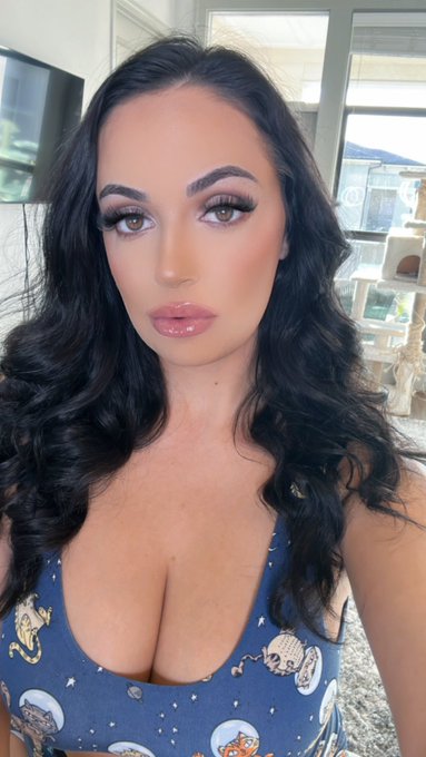 I&rsquo;ll be live on my VIP Onlyfans tonight at 7pm CT for some hot pregnancy fun 😈💕  https://t.co/56Wtl1q4gc<a href="/tag/badjokes"class="tags"><span>#badjokes</span></a>