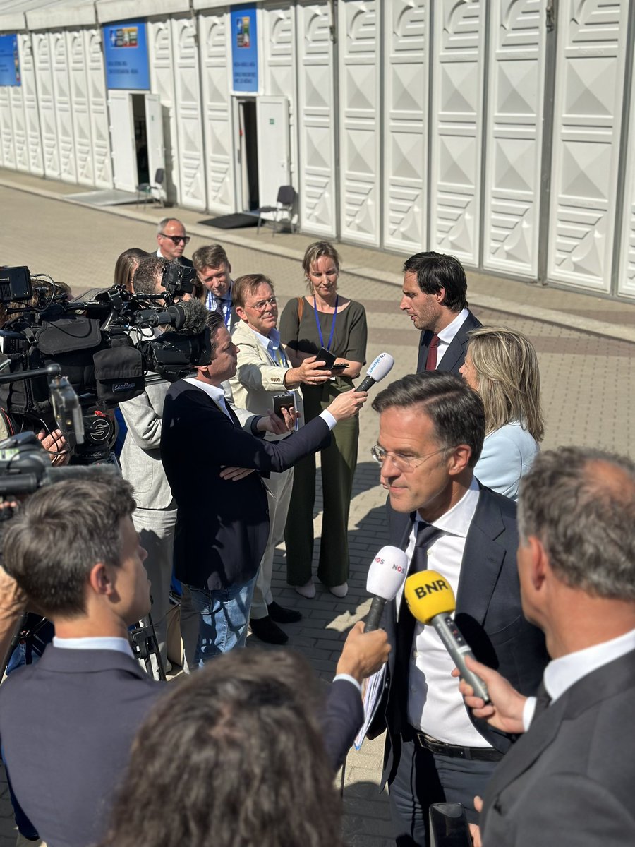 Khoa Bui 🇳🇱 (@knbui1) on Twitter photo The day after the #NATOSummitVilnius. What a historic and memorable Summit it was: strong package for 🇺🇦, 2% Defense spending as a minimum, 🇸🇪 closer to accession. Cherry on the cake: NL 🇳🇱 will host the 2025 Summit! Incredibly proud of <a href="/DutchMFA/">Dutch Ministry of Foreign Affairs 🇳🇱</a> team for all the hard work! 💪🏼 The day after the #NATOSummitVilnius. What a historic and memorable Summit it was: strong package for 🇺🇦, 2% Defense spending as a minimum, 🇸🇪 closer to accession. Cherry on the cake: NL 🇳🇱 will host the 2025 Summit! Incredibly proud of <a href="/DutchMFA/">Dutch Ministry of Foreign Affairs 🇳🇱</a> team for all the hard work! 💪🏼