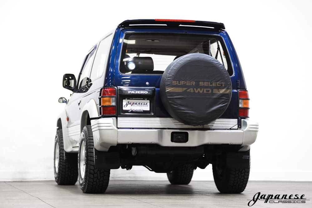 JaMtoka's tweet photo. 1993 Mitsubishi Pajero #JDMClassics #TBTCars https://t.co/MeOYFTSlUz