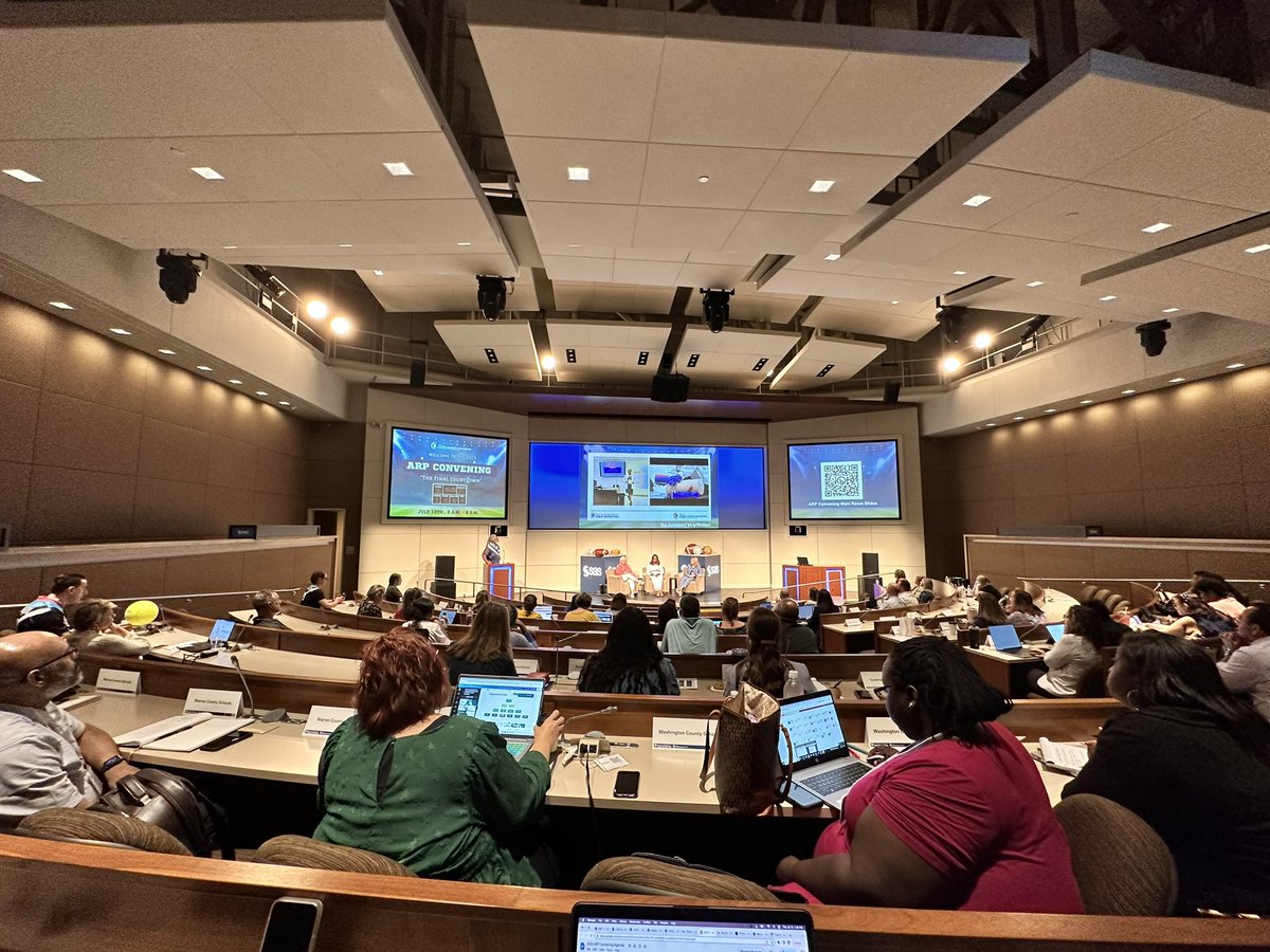 <a href="/OLR_NCDPI/">Office of Learning & Research @ NCDPI</a> Panelists sharing innovative ways to expend ESSER funds at the ARP Convening 👏🏻 <a href="/NCDPI_OFP/">NCDPI Office of Federal Programs</a>