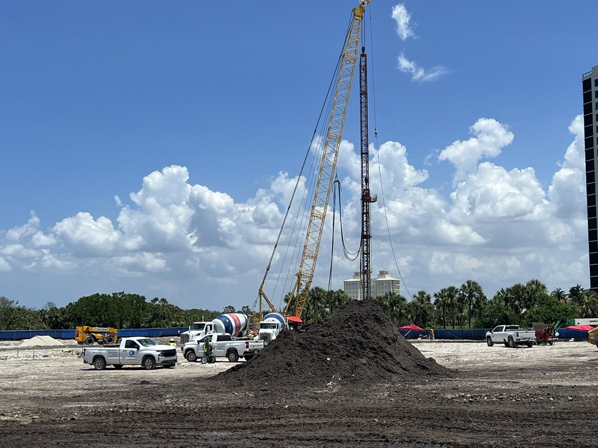 Beautiful day at the new Infinity Condos project!
