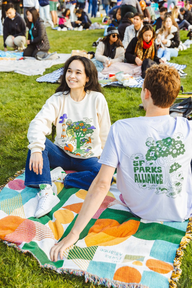 SFParksAlliance's tweet photo. Show your love for San Francisco parks with our new limited edition collection designed by local artist, Megan Badilla!🍃🙌✨

All proceeds support our work to create, sustain, and advocate for parks and public spaces across San Francisco🌁

📸 Marlene Sanchez https://t.co/t5lKzzyLWe