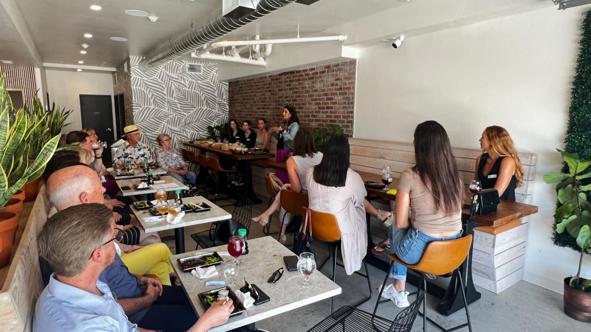 SolanaChamber's tweet photo. Thank you to everyone who came to our July Mix &amp; Mingle Luncheon. Special shoutout to our amazing host Local Roots and to our speaker Teresa Penunuri.

PS: check out the amazing sushi and kombucha at Local Roots 😋

#network #solanabeach #chamber https://t.co/yoU2Fx5fIF
