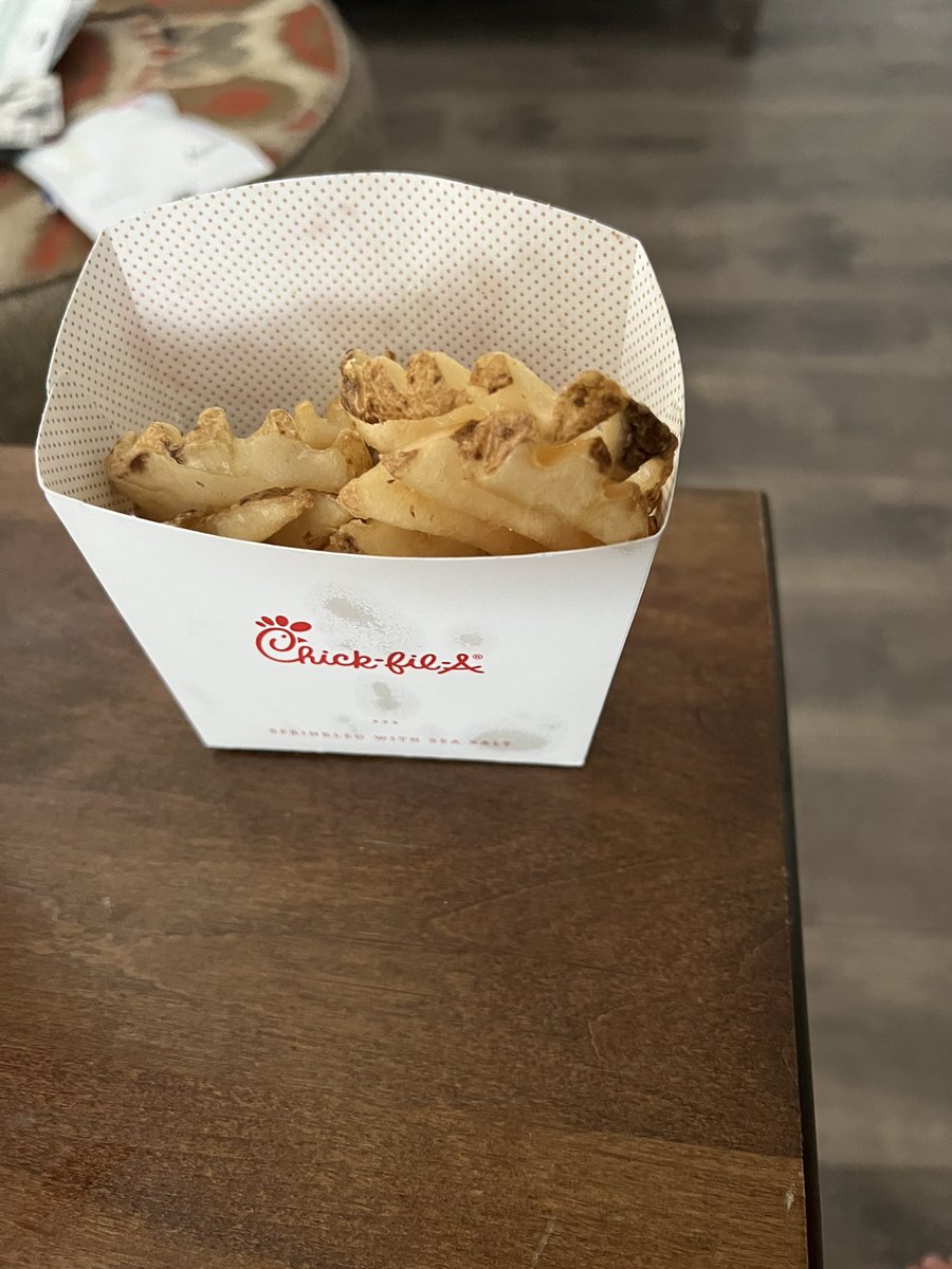 lgahearn's tweet photo. Dang @ChickfilA….. Can you really call it a medium fry when it’s not even full…. https://t.co/KX3cSrj860