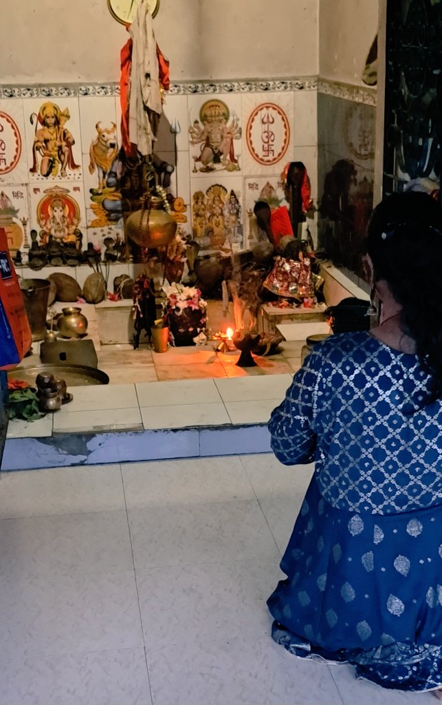 ceobalajisons's tweet image. #jajpur #odishabytes 
Jiska koi sath nhi dete, uske sath mahadev🙏 hote hai. Aur jiske sath mahadev hote hai, uska kavi koi bura Kar hi nhi sakta. @BjpOdisha01

Atra: tatra: Sarvatra:🚩
Har Har Mahadev 🚩