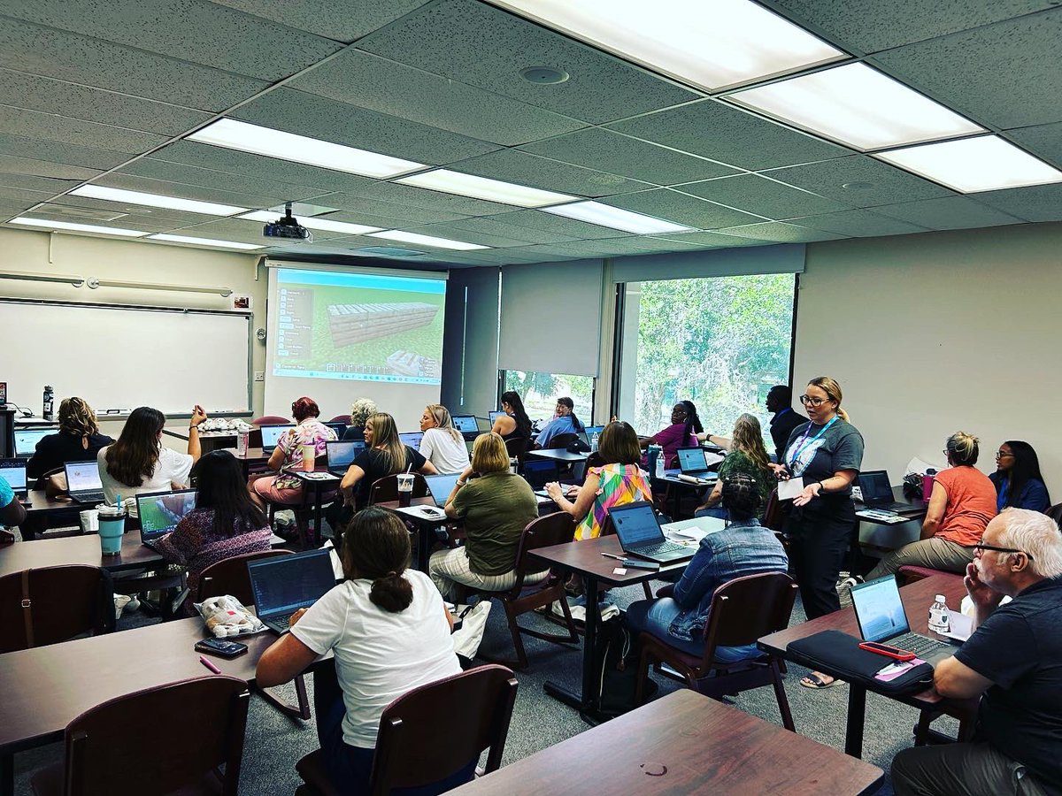 DCPSULTRA's tweet image. Thank you to all those who attended, volunteered, supported, sponsored, presented and more! 🩵
#ULTRACon was a success ✨🤩
@themerrillsedu @DiscoveryEd @GuyHarveyOcean @Dan_Gammage @BettyBergnes @VictoriaTheTech @DrJohnPauls @TomlinsonIlyssa @Jespearcejax @IamPrincipal_RG
