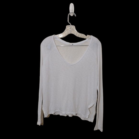 dskorm's tweet photo. So good I had to share! Check out all the items I'm loving on @Poshmarkapp #poshmark #fashion #style #shopmycloset #sundry #hasbro: https://t.co/YoTQVy5YQj https://t.co/TnYFuJyM0b