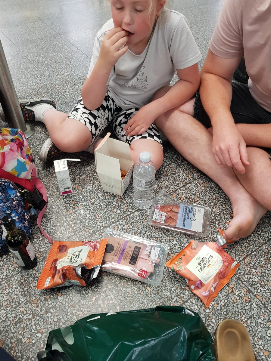 Miss_HardJane's tweet photo. 4hrs delayed @TUIUK sat on the floor at Gatwick airport.... https://t.co/XMczjYhW9C