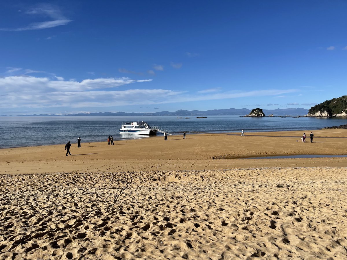 aquidity's tweet photo. Kaiteriteri & Little Kaiteriteri #goldensand #TasmanBay #Nelsonregion 30.6.23 https://t.co/iMAQFODGwe