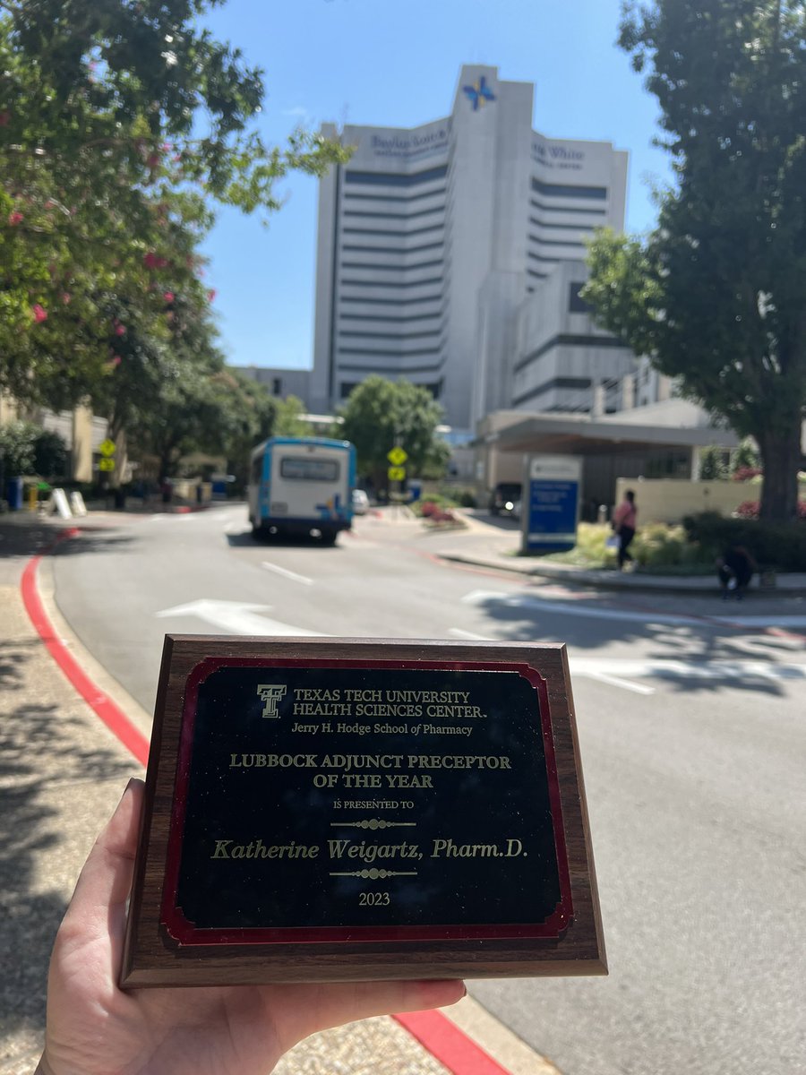 Katie Weigartz tweet media