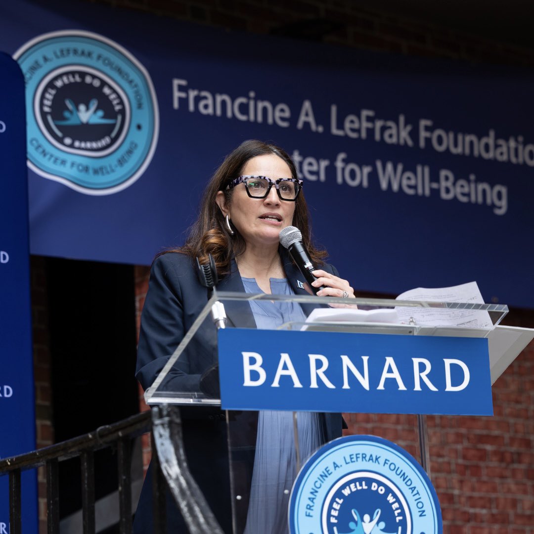 _FALFoundation's tweet image. Dr. Marina Catallozzi is the Chief Health Officer at Barnard College, and she is an adolescent medicine specialist. 🩺 Dr. Catallozzi has been instrumental in the development of the Francine A. LeFrak Foundation Center for Well-Being at Barnard.