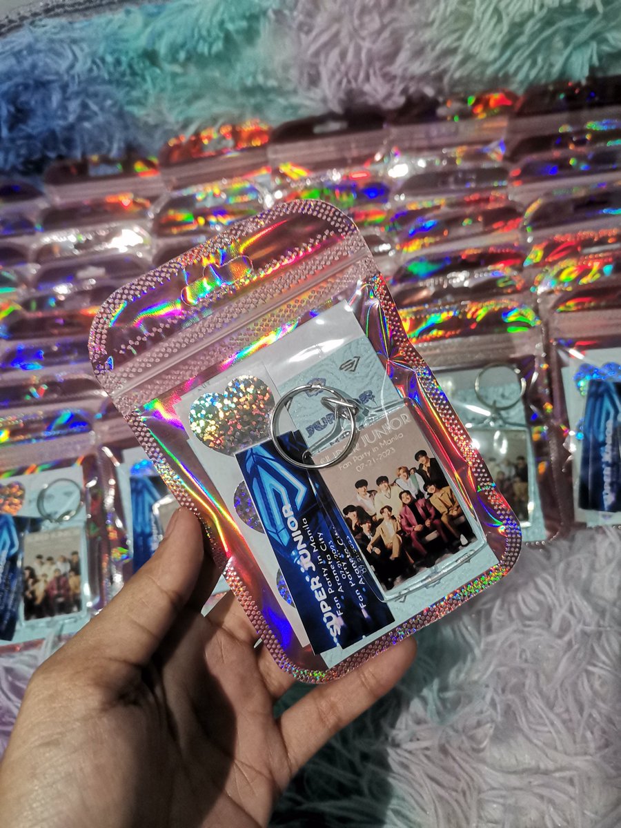 bcfhbjmpwbm's tweet photo. Super Junior Fan Party in Manila Freebies ✨

Hello, ELFs! I'll be giving away 100 of these freebies. Location and time is not yet decided 🤣 Will update na lang 😂

See youuu 💙

#SJFanPartyinManila
#SJFanParty
#SJFanParty_MNL
#SJ_FANPARTY
#SJFanPartyinManilaFreebies https://t.co/DGxH3sQ8a7