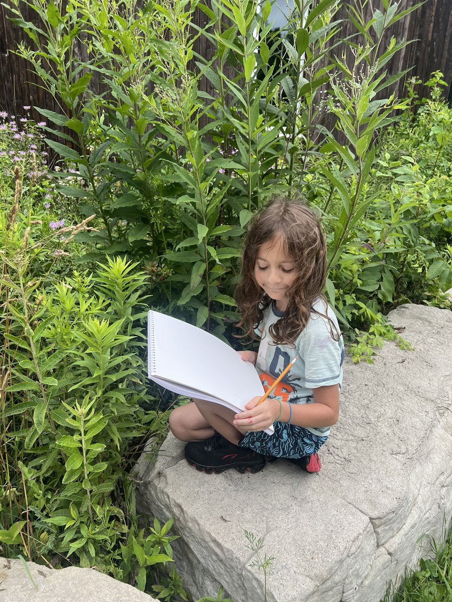 jillian_pizzo's tweet image. Thanks @OjibwayPrairie for giving the K-2 #CampMigizi class a peaceful morning in nature🌾🪻🌻 @Joseph745613165 @TinaDeCastro1 @ClaraHowitt @gecdsbpro #GECDSBSLP2023