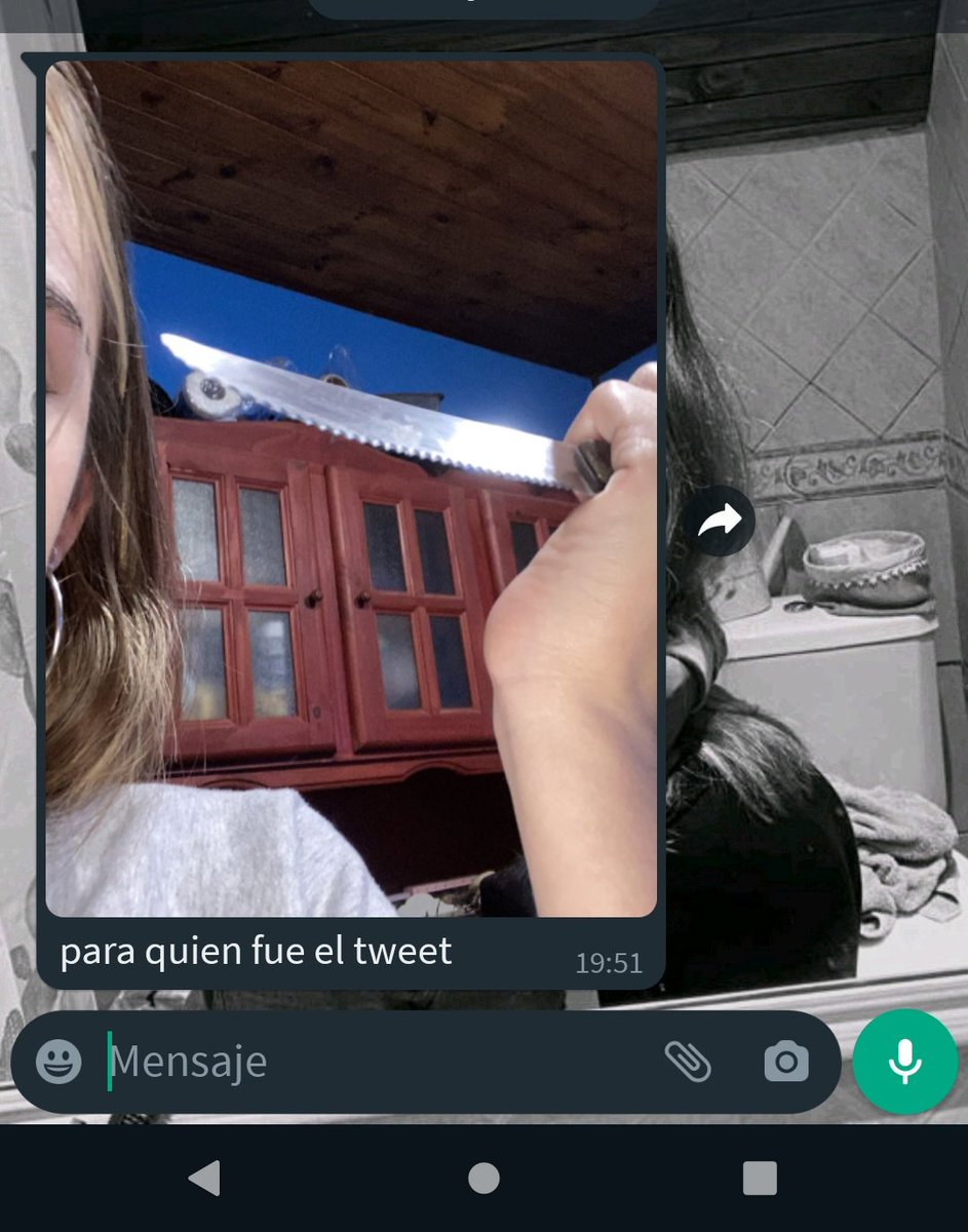 me da miedo esta chica