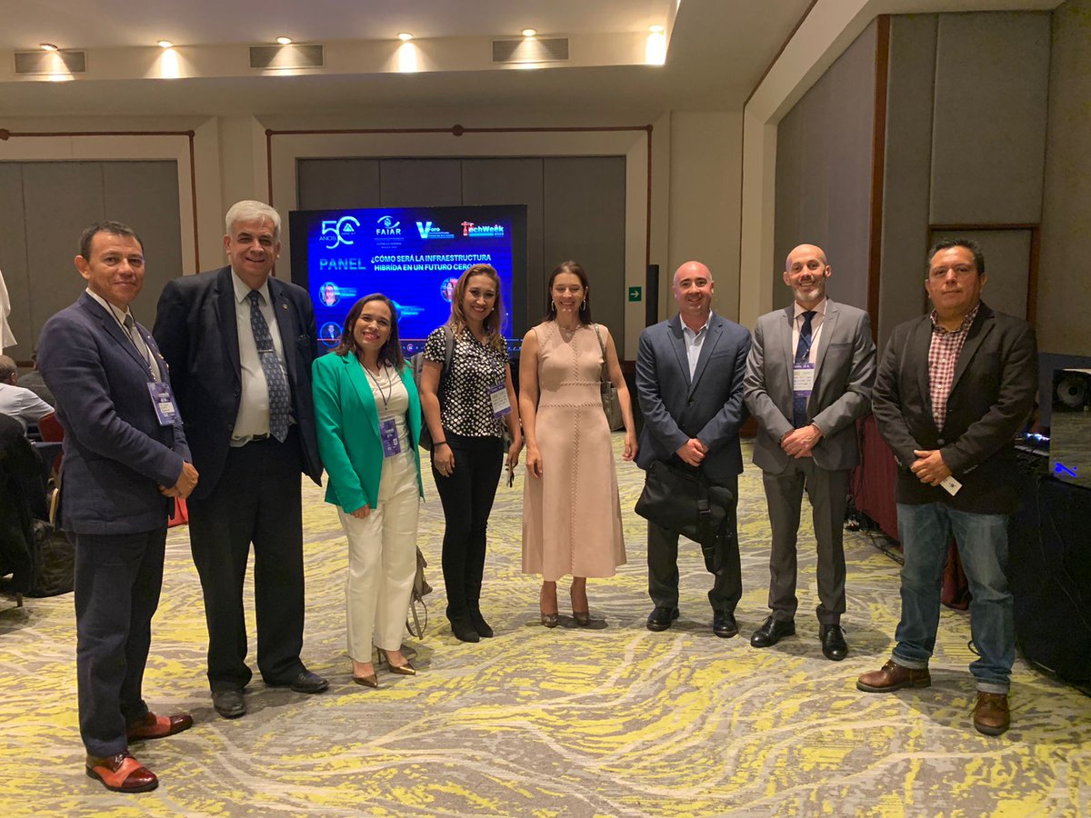 mx_bim's tweet photo. Gracias a todo el equipo de BIM Task Group y a las instituciones de la Comisión de Industria, quienes hicieron posible la creación de la Guía BIM para PYMES.
Recuerda que puedes descargar la guía de manera gratuita en el siguiente link 👉
https://t.co/ugFBCdUXBu https://t.co/wcbphP1Rai
