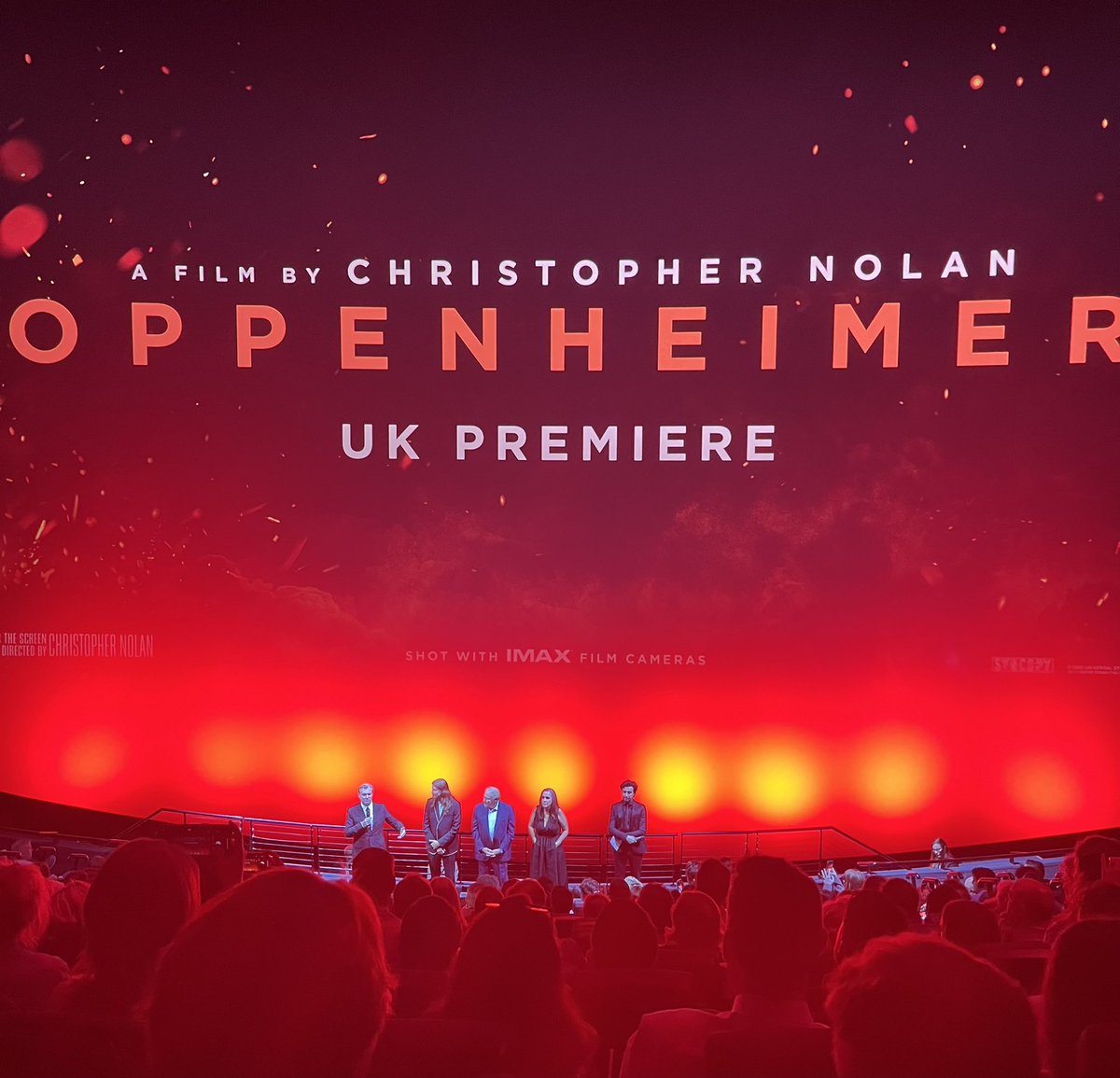 During his introduction of today’s #Oppenheimer UK premiere, Christopher Nolan told the audience that the cast had left to prepare their picket signs for the actors’ strike “in the struggle for fair wages”, expressing solidarity to much applause ✊✊