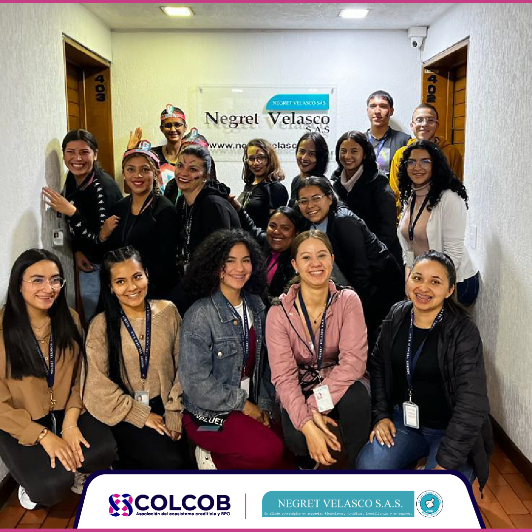Colcob_Colombia's tweet photo. Gracias a nuestro #AsociadoCOLCOB Negret Velasco por recibirnos en sus instalaciones y compartir su visión de la industria. https://t.co/U3lNtSCtAp