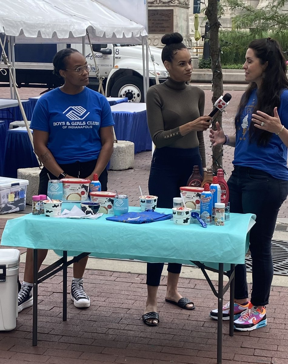 A perfect day for a scoop on the circle! Thanks to <a href="/INDairy/">Indiana Dairy Assoc.</a> for hosting today’s #IceCreamSocial on Monument Circle. More than $5,200 was raised to support our client <a href="/BGCINDY/">Boys & Girls Clubs of Indianapolis</a> and the work they’re doing for kids in #Indy!
