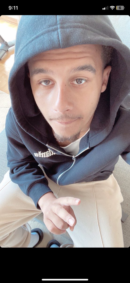 Cameron Frazier (@passtharocc) on Twitter photo 