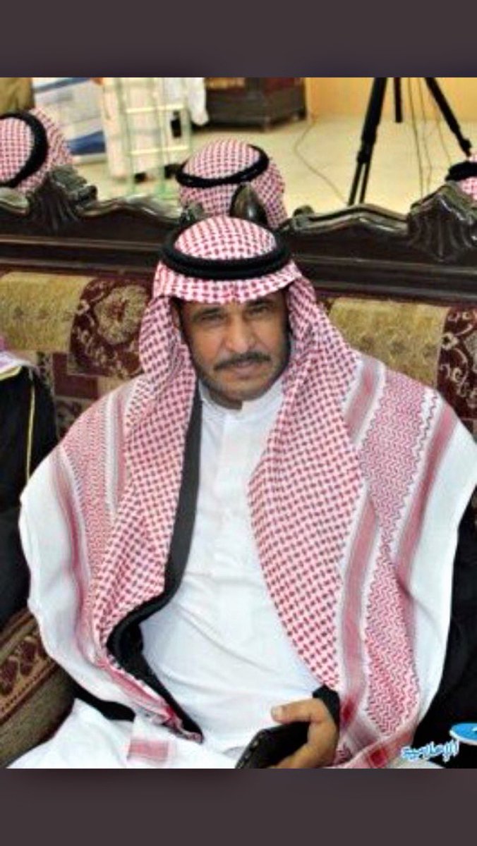 faz_fahhad3265's tweet photo. انـا شاعـر مـبـدع بـ معنى وقافـيه
أسوق المعاني سوق و أن قدتها تنقاد

انا ما أفتخر بـ الشعر هو يفتخر فيّه
أشيّـد بناه ليا هدم قـصـره الهـداد

اوصل مقـامه لـ النجوم الفضائيـه
وأعطر حروفه من ورود الشذى والكاد

#عبدالله_بن_زويبن رحمه الله https://t.co/pGmHQhEnHu