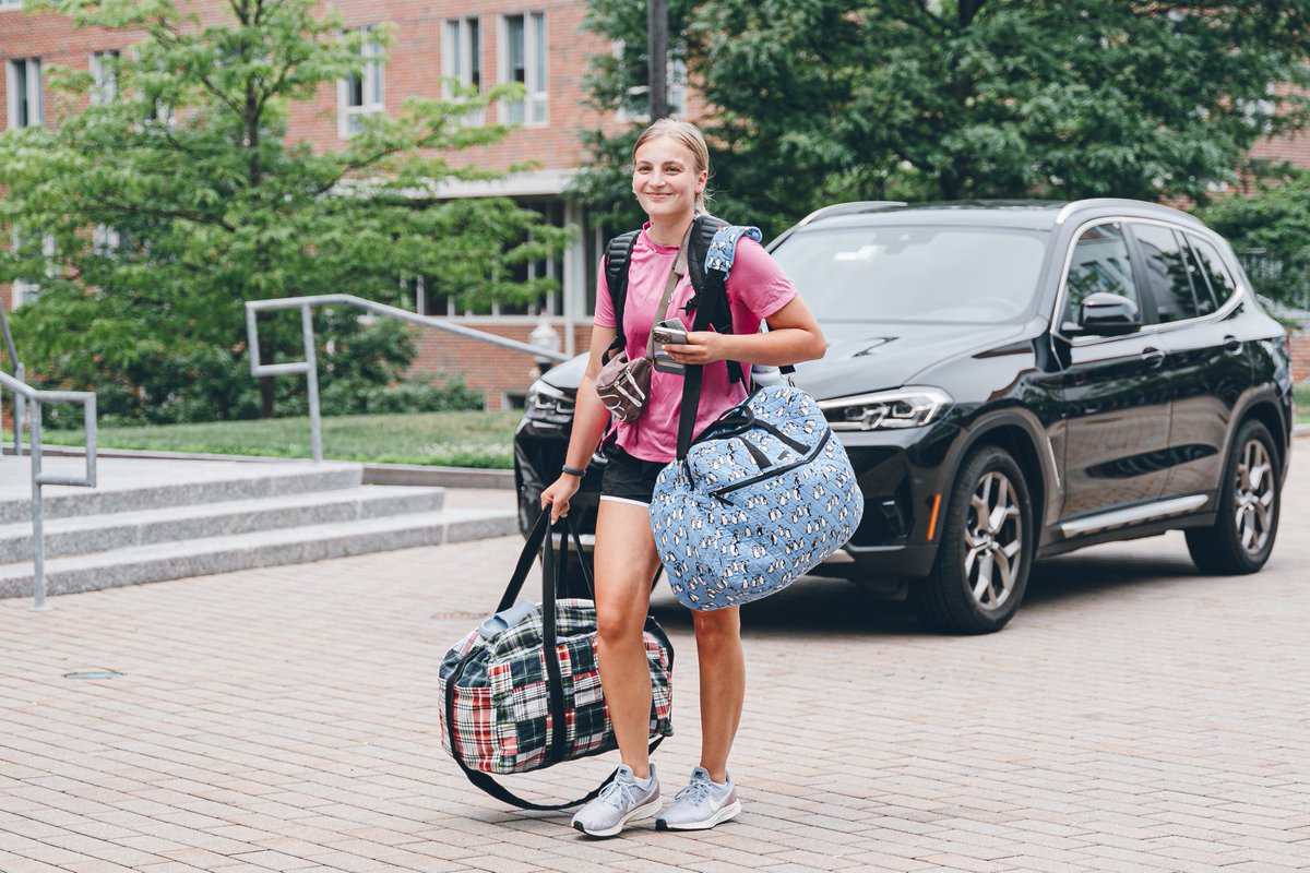 Guess who’s hereeeeeee‼️‼️

#Flagship 🚩