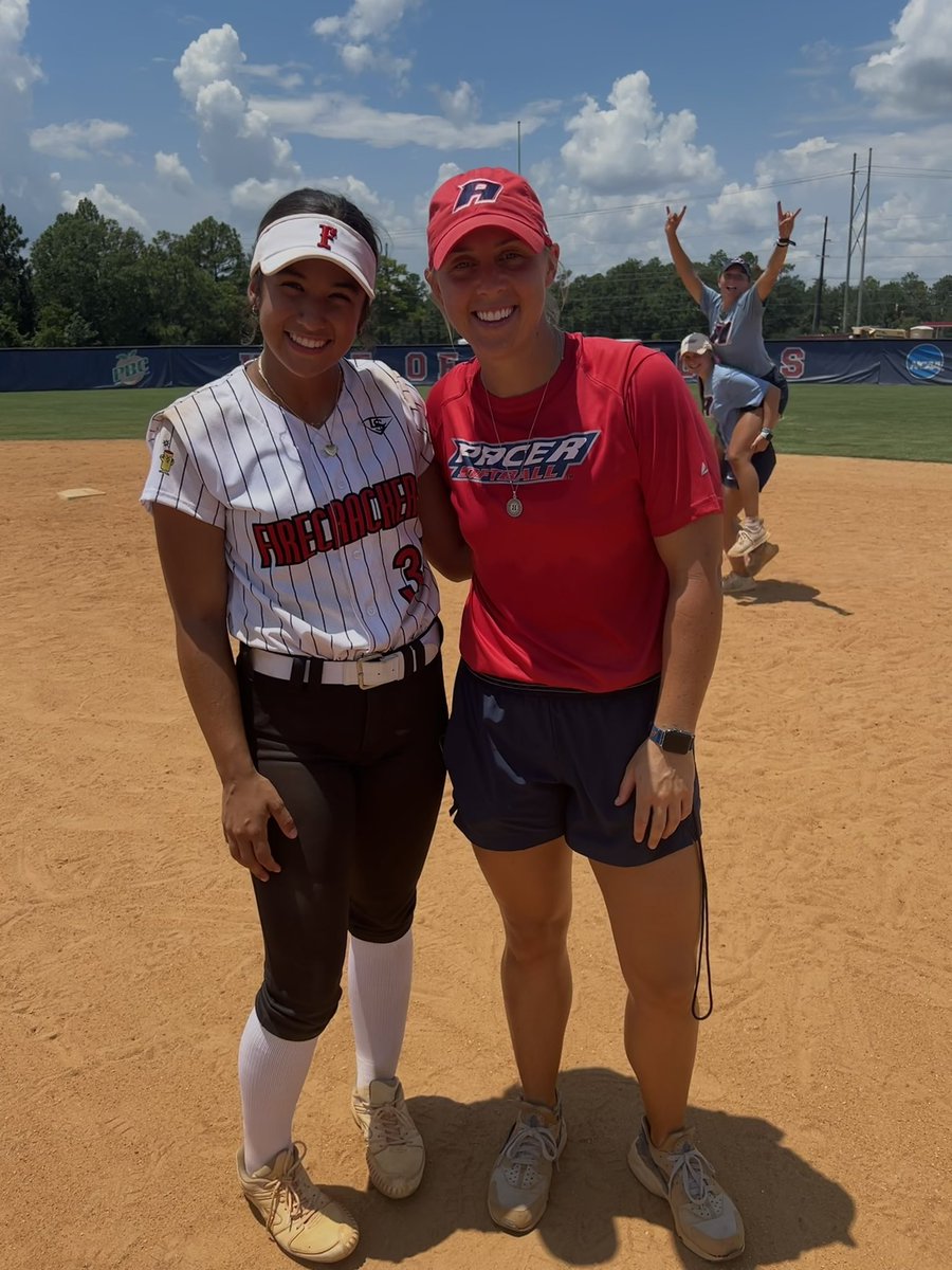 Mia Hammond (@miahammond2025) on Twitter photo Had a great camp day today at USCA with <a href="/CoachpooleU/">CoachPoole_USCA</a>!! Had a fun time like always and looking forward to being back soon!! @FCPremierNCSC <a href="/thecoachshaun/">Shaun Cutler</a> Had a great camp day today at USCA with <a href="/CoachpooleU/">CoachPoole_USCA</a>!! Had a fun time like always and looking forward to being back soon!! @FCPremierNCSC <a href="/thecoachshaun/">Shaun Cutler</a>