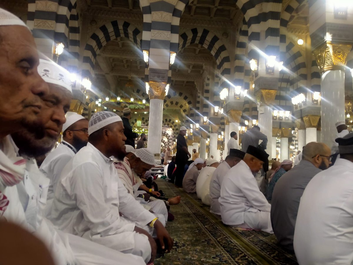 EnamulHC's tweet photo. My father at masjid e nawami #Mashallah #hajj2023 https://t.co/LmLlcPwMTW