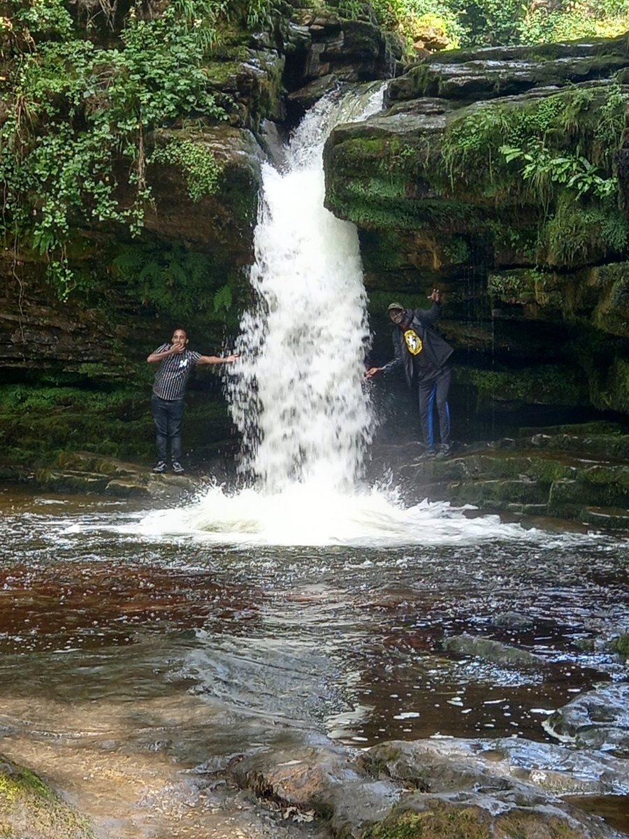 Took 26 refugees from the Gap Centre to the 4 Waterfalls Walk in the Brecon Beacons today. Shared experiences, being in nature, new friendships and some wow waterfalls. Good for physical and mental wellbeing. Thank you all who donate money to us to pay for these trips