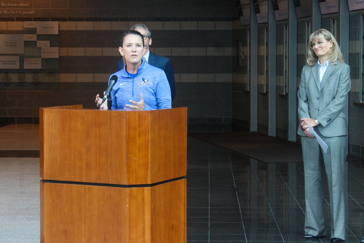 CHICenterOmaha's tweet image. We got Big News and Big Plans! 🏠 The Pro Volleyball Federation has announced that CHI Health Center #Omaha is the new home of the Nebraska Professional Volleyball team! Welcome ladies! 🏐

@NeProVb | @RealProVB | #NeProVb | #RealProVb | #TeamOmaha